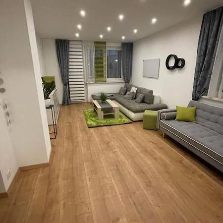 Rr-Rooms Ferienwohnung Judenburg Bagian luar foto